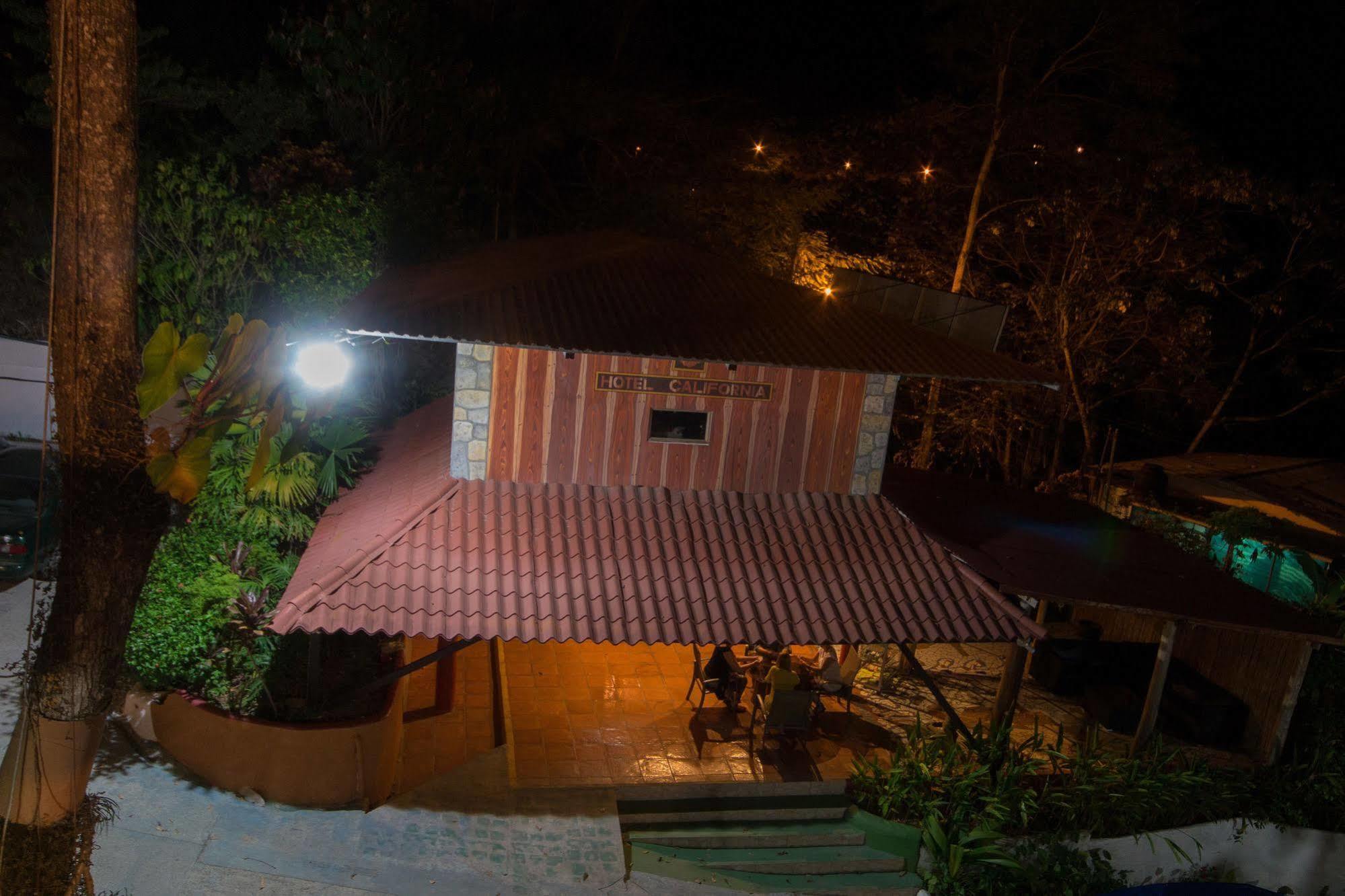 Hotel California Manuel Antonio Dış mekan fotoğraf