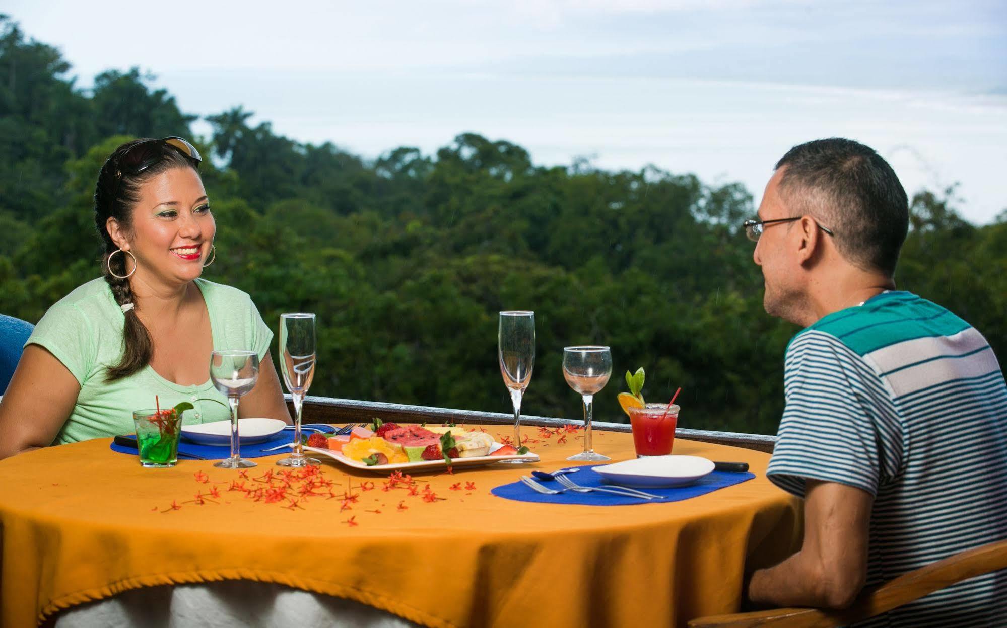 Hotel California Manuel Antonio Dış mekan fotoğraf